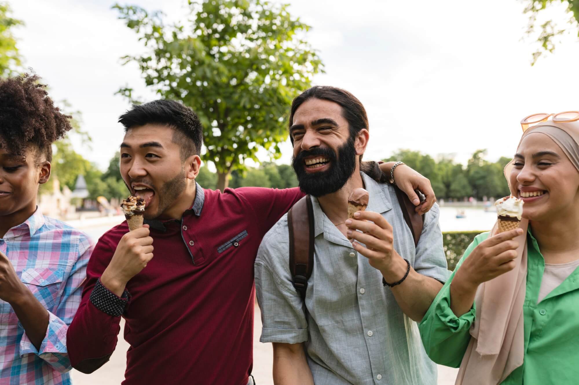 Young Multiracial Travelers In The Park Eating Ice 2025 02 22 18 14 16 Utc 1